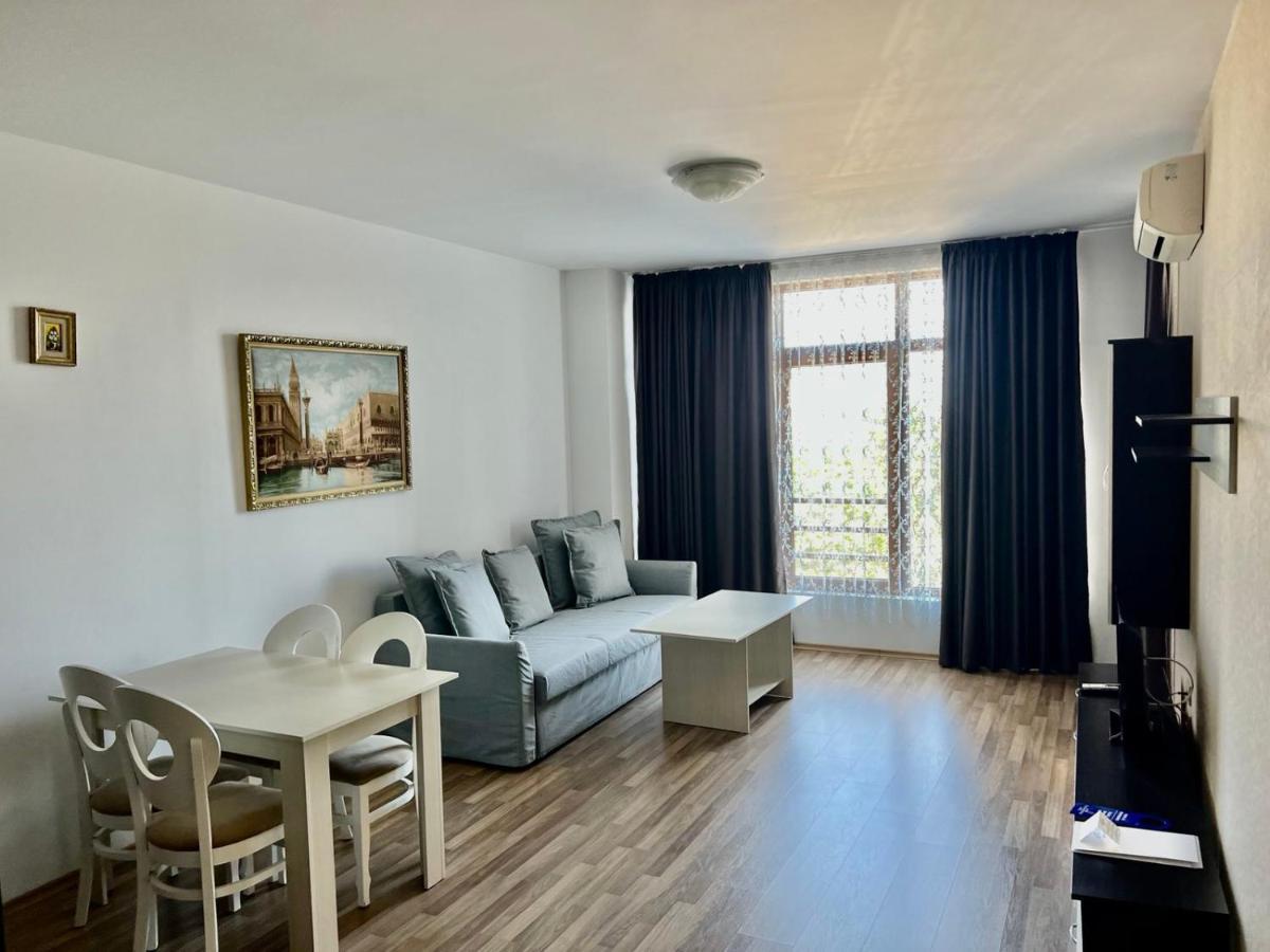 غولدن ساندز Continental Apartments المظهر الخارجي الصورة