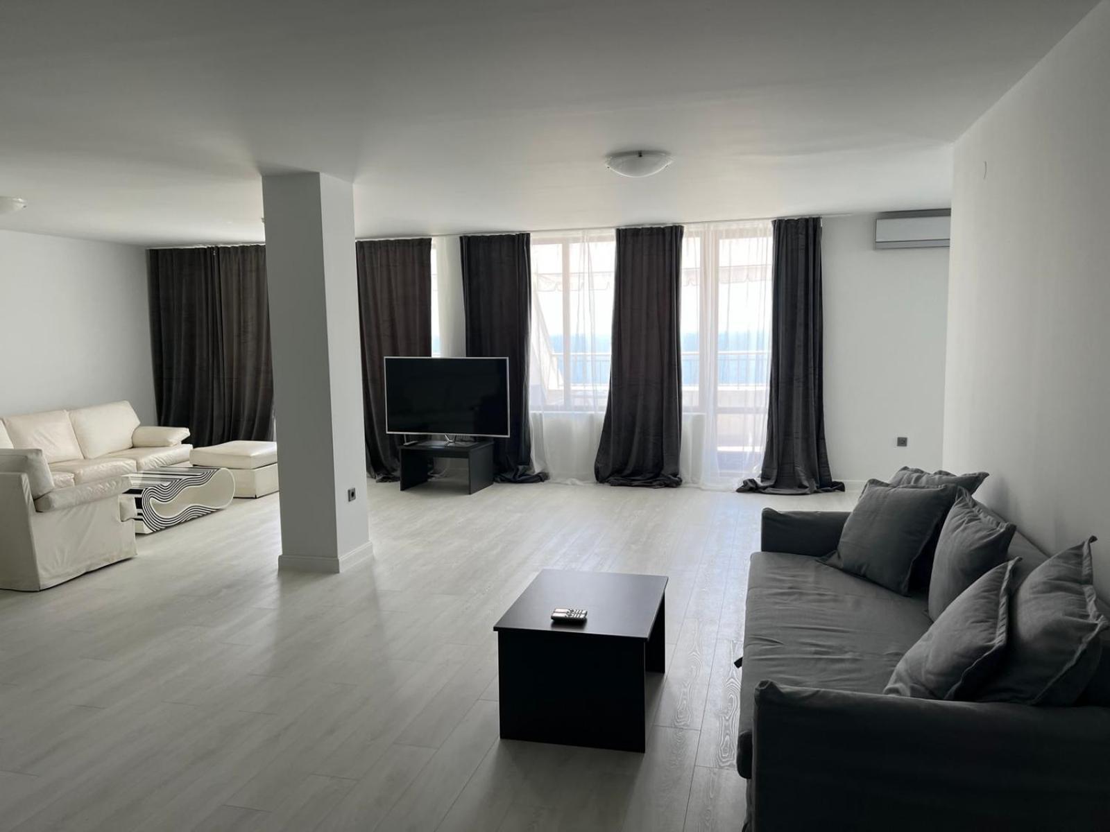 غولدن ساندز Continental Apartments المظهر الخارجي الصورة